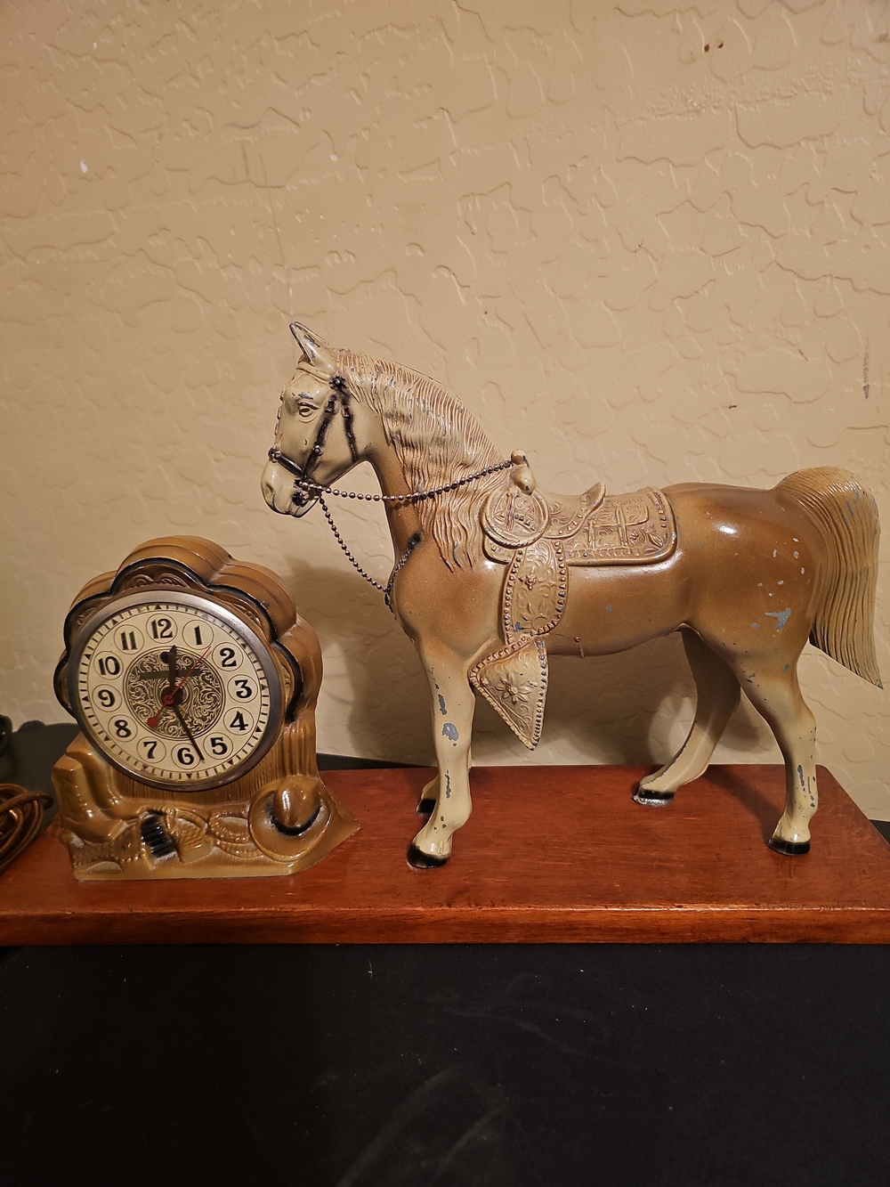 Vintage United Metal Goods Clock Brass Color Horse Clock - WORKING